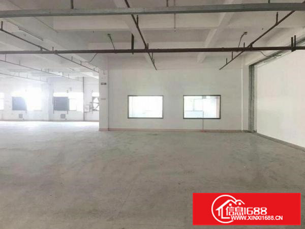 寮步镇小独院厂房1000平方出租，交通方便