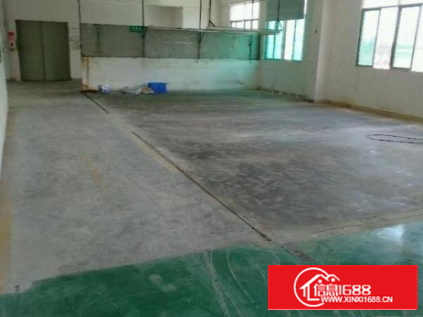 凤岗黄洞厂房出租，交通便利，标准工业园，可以进大车。