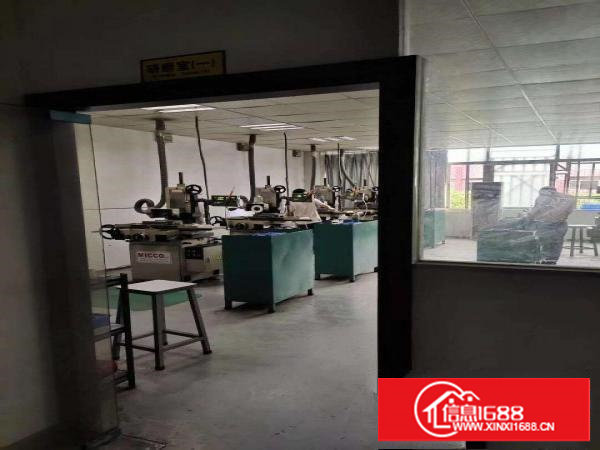 上角新空出楼上650平带装修厂房出租欢迎来电约看