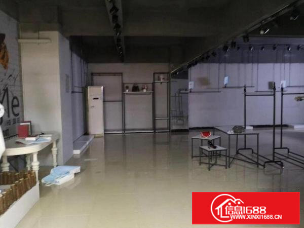 虎门北栅豪华装修现成制衣厂420平米出租。