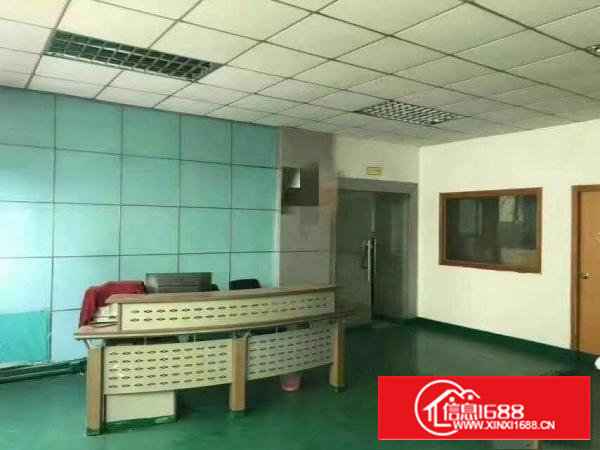 石岩应人石楼上850平米厂房可做制衣带精装修出租