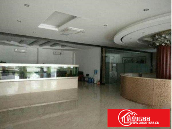 龙岗区龙城一楼1600平米标准厂房出租，可分租