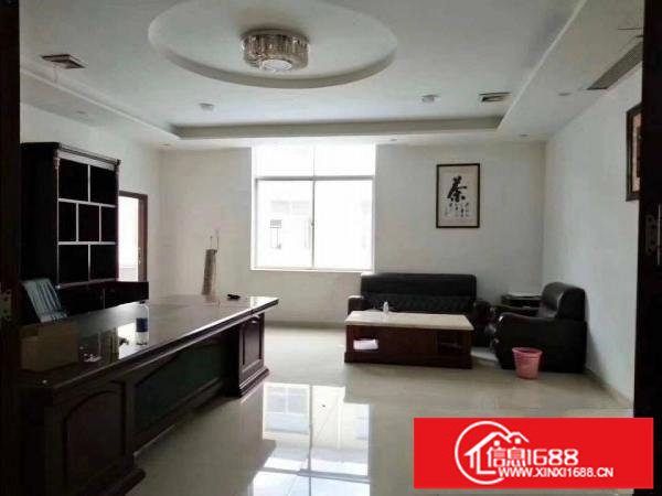 龙岗龙西清水路边精装厂房680平方出租