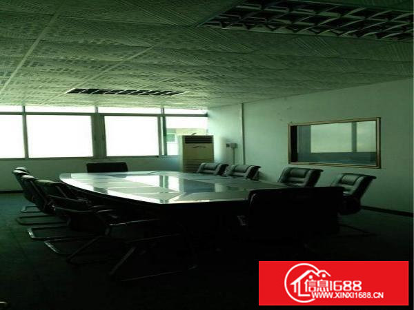 龙岗爱联嶂背桥头厂房1000平带装修出租可分租水电齐全