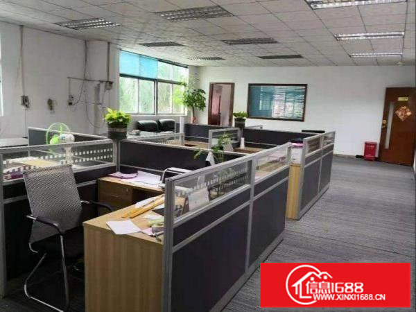 龙岗区水官高速新出楼上900平精装修厂房出租水电齐全