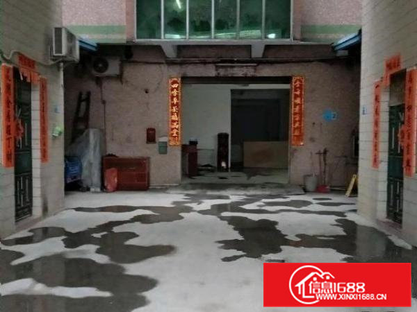 经典小独院。现成装修。