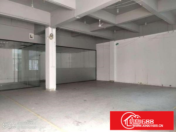 坂田五和地铁附近新出1楼510，可分租