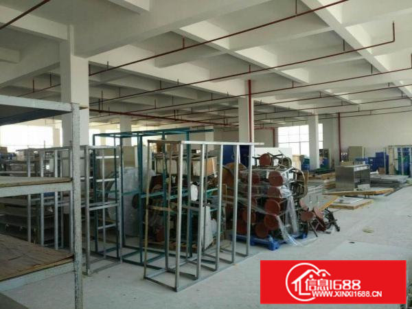 出租横沥三江工业区楼上1400平方带两顿货梯厂房形象优质