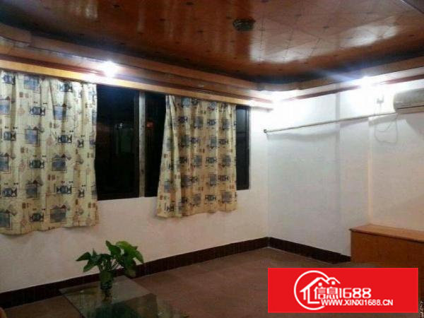 房东2房出租，位于长塘市场附近，近学校幼儿园公园。