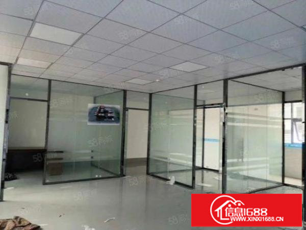 大浪英泰工业区旁新出办公室220平精装修