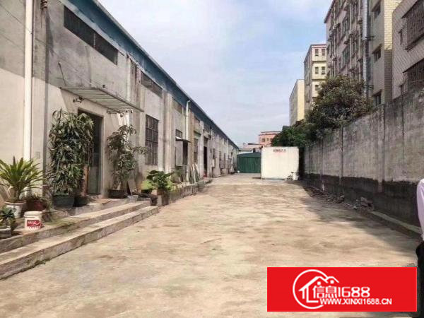 塘厦龙背岭新出小独院厂房出租，面积1850平空地大，好进车