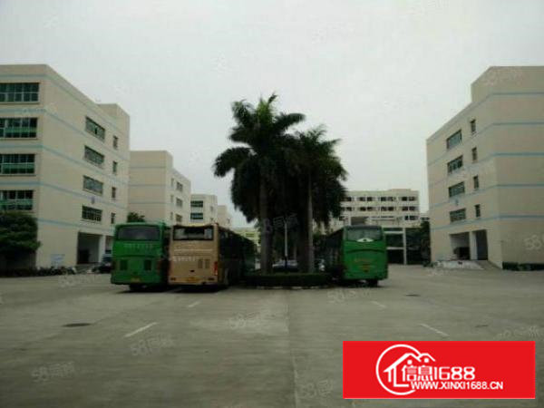 石岩塘头应人石新出楼上3200平米厂房出租带装修