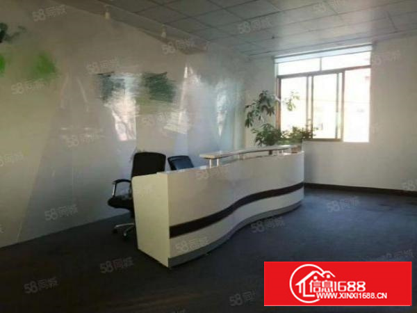 石排小面积300平方精装修空地大形象好