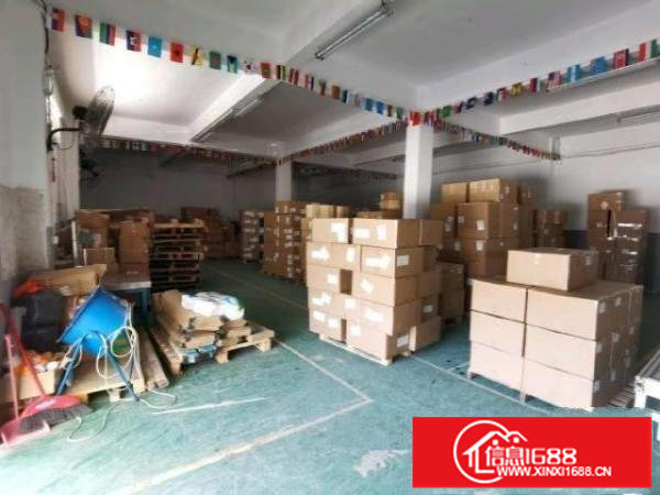 坂田五和一楼370平转租，有卸货平台货方便进出柜车