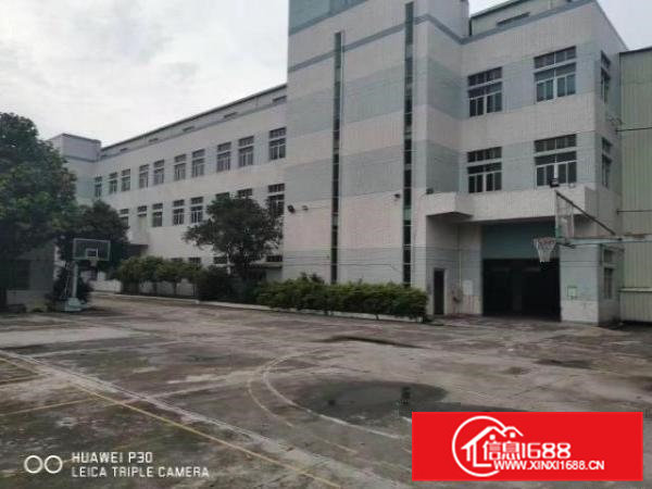 寮步镇上屯工业区分租一楼2000平方