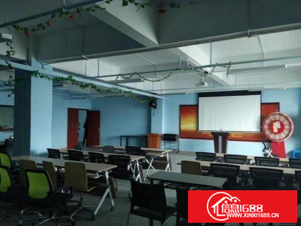 横岗华乐原房东精装修带喷淋980平楼上厂房出租，过消防！