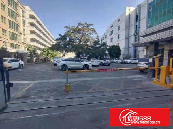 长安镇涌头社区独院新空出850平方厂房出租