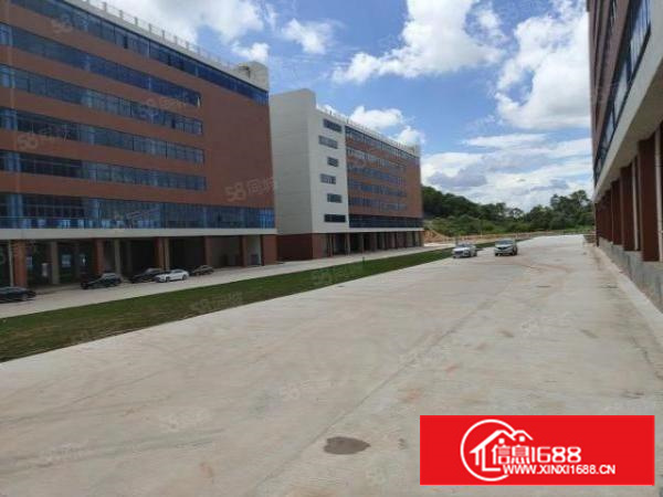 凤岗镇大型工业园全新厂房面积60000平，大小可分租