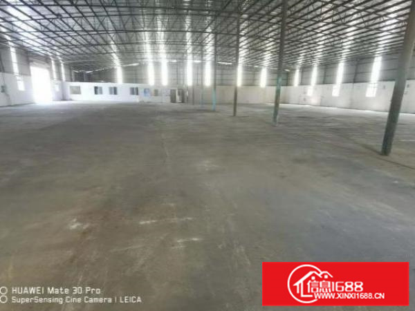 官窑小榄，新空出的家具厂房出租。