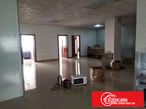 出租樟木头镇樟洋区650平方厂房，水电齐全，办公室精装修