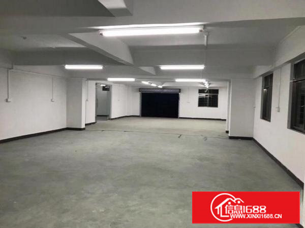 新出厂房招租，水电齐全，配电梯，消防，大小可分租，价格优惠