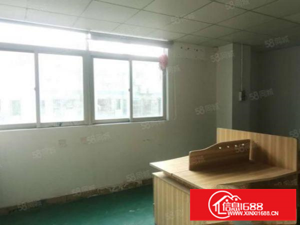 石岩裕同集团旁新出楼上精装修厂房650平出租水电齐全
