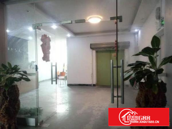 西乡带装修厂房1000平1300平2300平招租