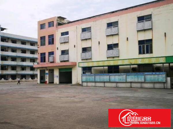 平湖新木工业园550平红本厂房出租超大空地可进大车可分租