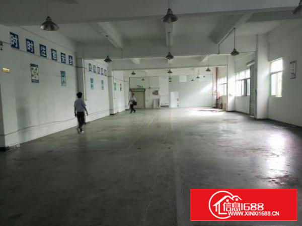 石岩白芒关上塘2楼厂房出租700平，带办公室，水电齐