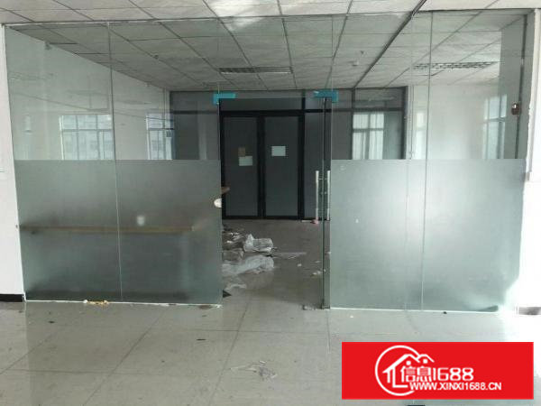 虎门镇北柵村碧桂园附近楼上400平方，现成装修。