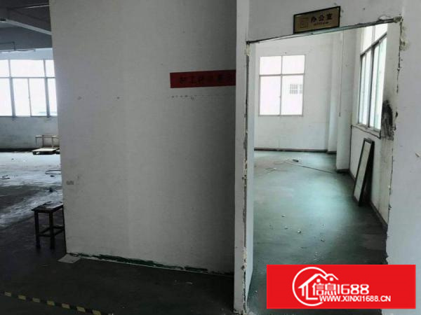 坪地厂房出租带电梯