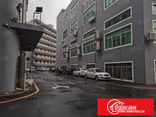 观澜汽车站边上2200平方大小分租，厂房出租