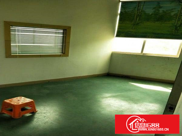 凤岗镇中心淘宝贸易厂房出租750平方有办公室仓库