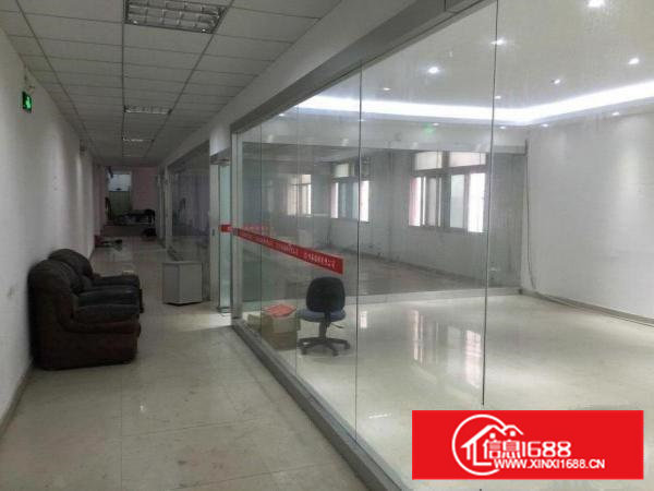 33区上华村站台带装修88-185平厂房仓库出租