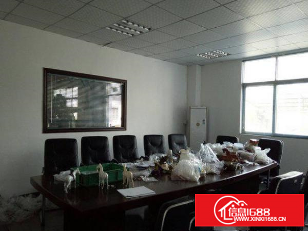 龙岗区盛平新出楼上厂房1000平方出租