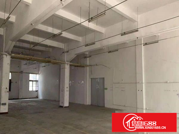 横岗荷坳工业区1楼1500，2楼4000，大小可分租