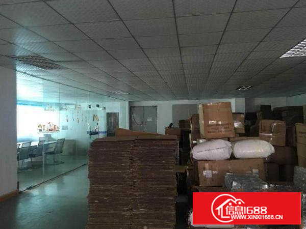 石潭埔2000平方米豪华工业区标准2楼厂房，临横塘/清溪