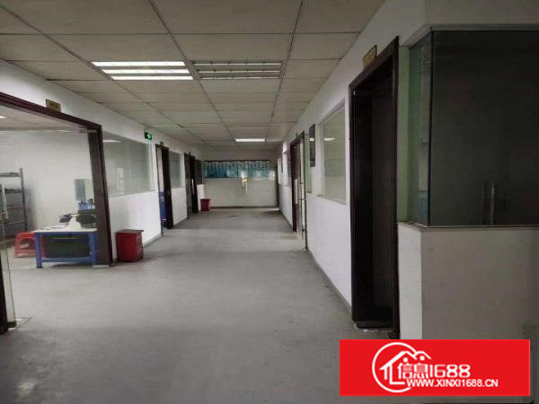 上角新空出楼上650平带装修厂房出租欢迎来电约看