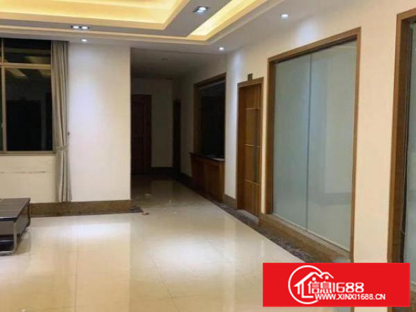 出租三水工业区现成蒸汽，燃气管道，18000平可分租