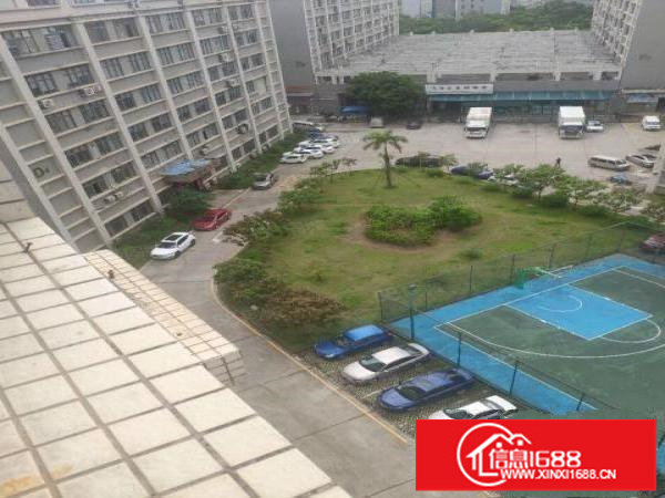 平湖高新科技园8000平米厂房，仓库火爆招租200平米起租