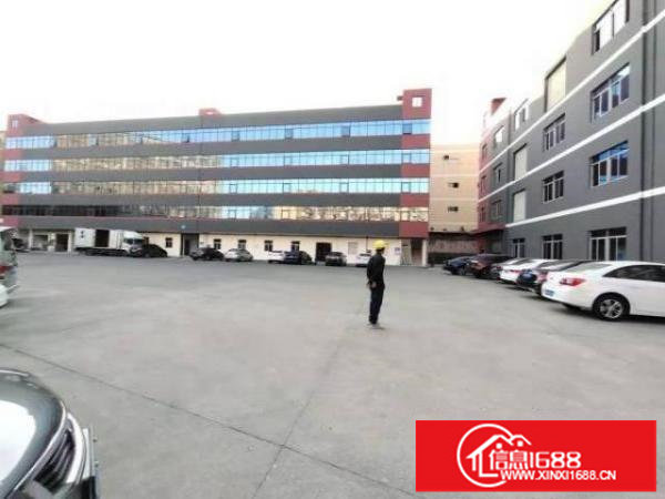 龙岗南联原房东楼上2000平方实际面积出租带装修有电梯可分租