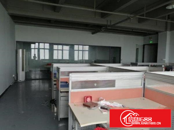 厦岗新出楼上1200平方，带装修，水电齐全！