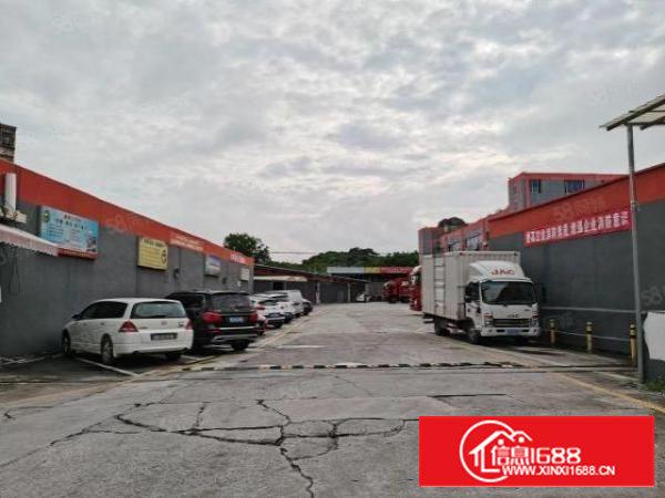 石岩料坑一楼1400平带卸货平台，带消防喷淋仓库出租