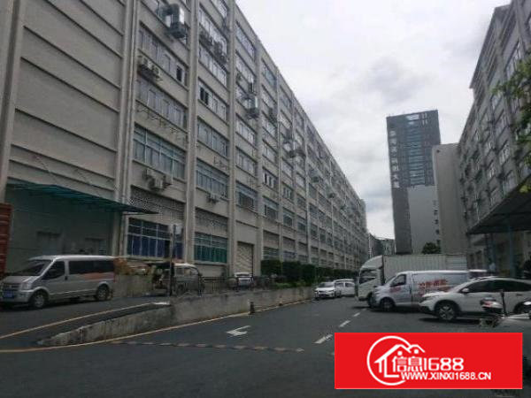 石岩石龙仔双高速口工业区楼上带消防喷淋红本厂房4000平出租