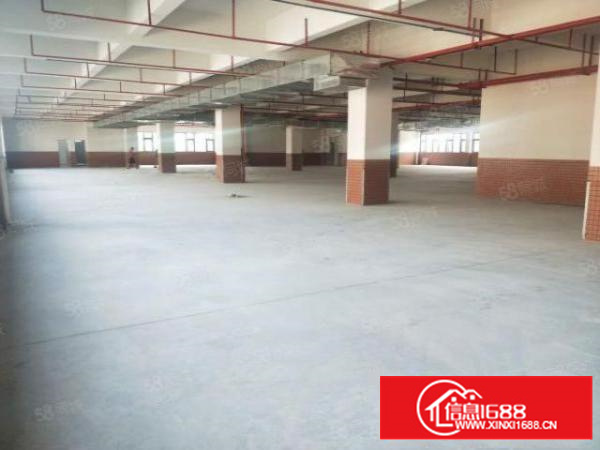 石排标准厂房6000方出租，租17元，水电齐全，设有停车位