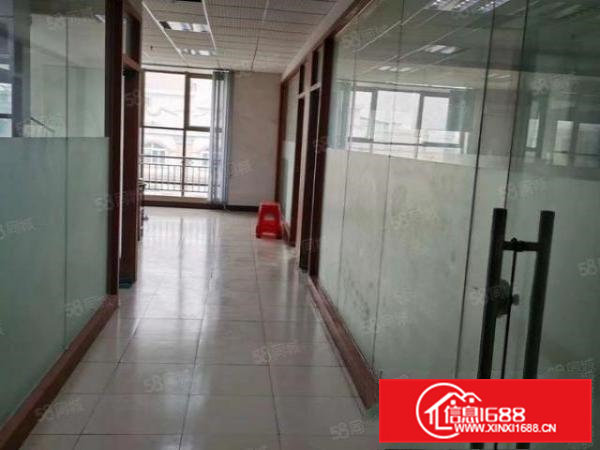 大朗镇现成装修1100平厂房出租