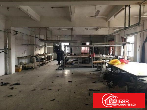 常黄路1200平厂房自建临街门面带宿舍