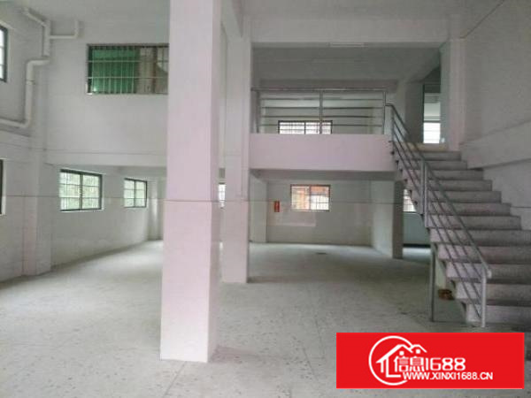 房东直租(双门面):小工厂(仓储)270平方石排水贝邓屋