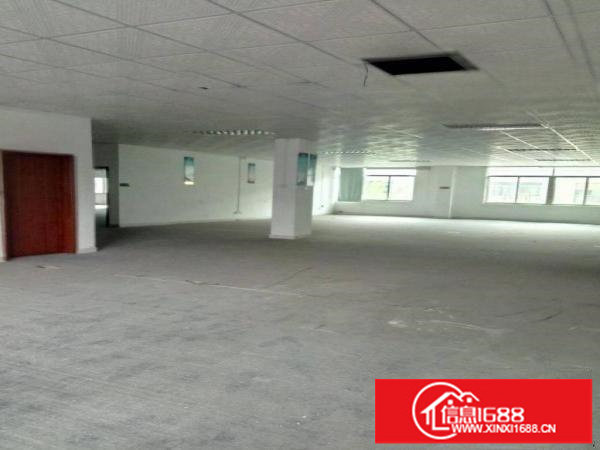 龙岗五联新出楼上现成装修厂房1230平米可分租