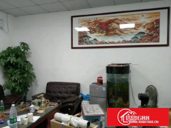 宝安福永107边新出楼上500平带装修厂房！